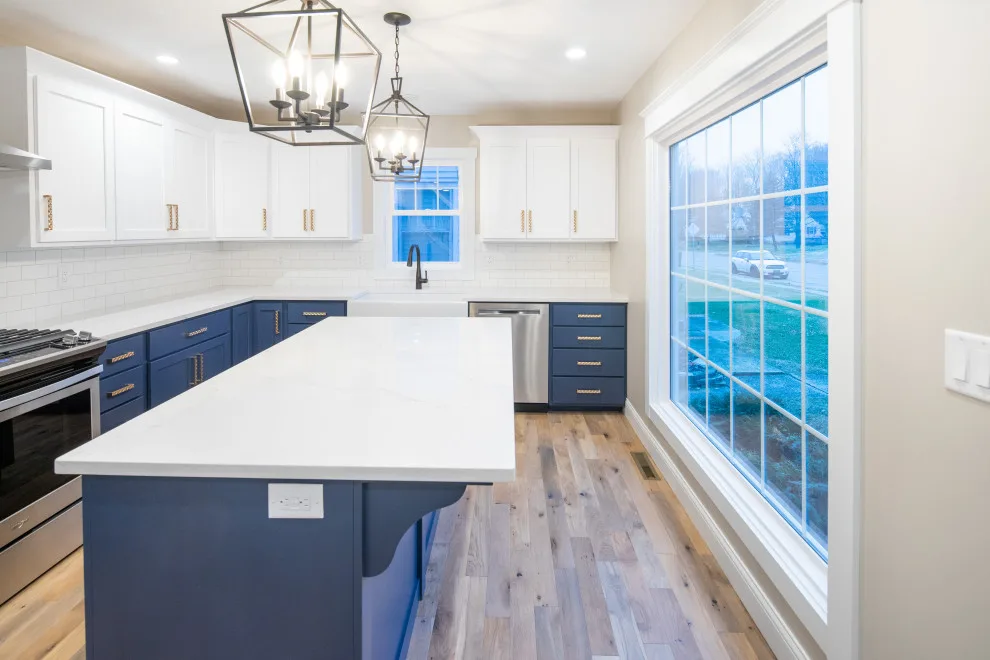 Luminous Transitional Makeover Featuring Navy and Gold Highlights by Flourish Interiors By Vanessa C Smith - Photo 3