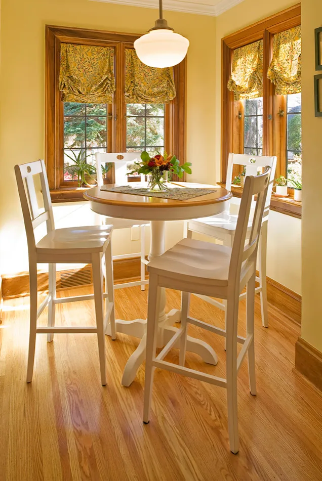 Bungalow Restoration by Heather DeMoras Design Consultants Inc. - Photo 2