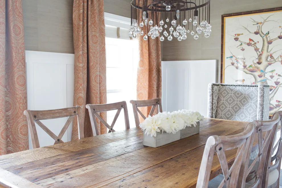 April Interiors - Photo 5