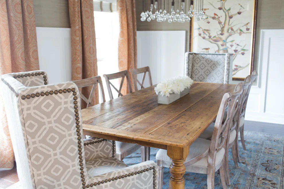 April Interiors - Photo 3