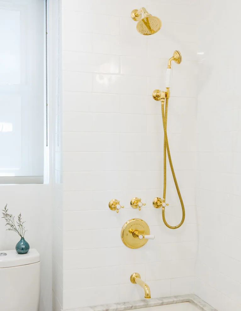 Glamorous Apartment in Brooklyn Heights by Designs By Human. - Photo 6