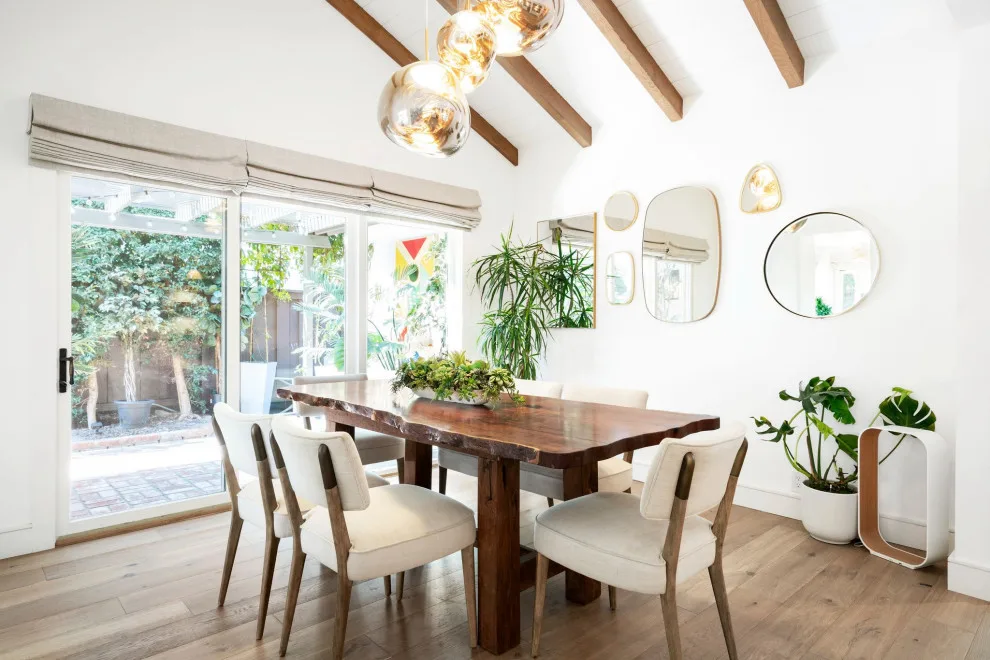 Brovia Interiors - Photo 14