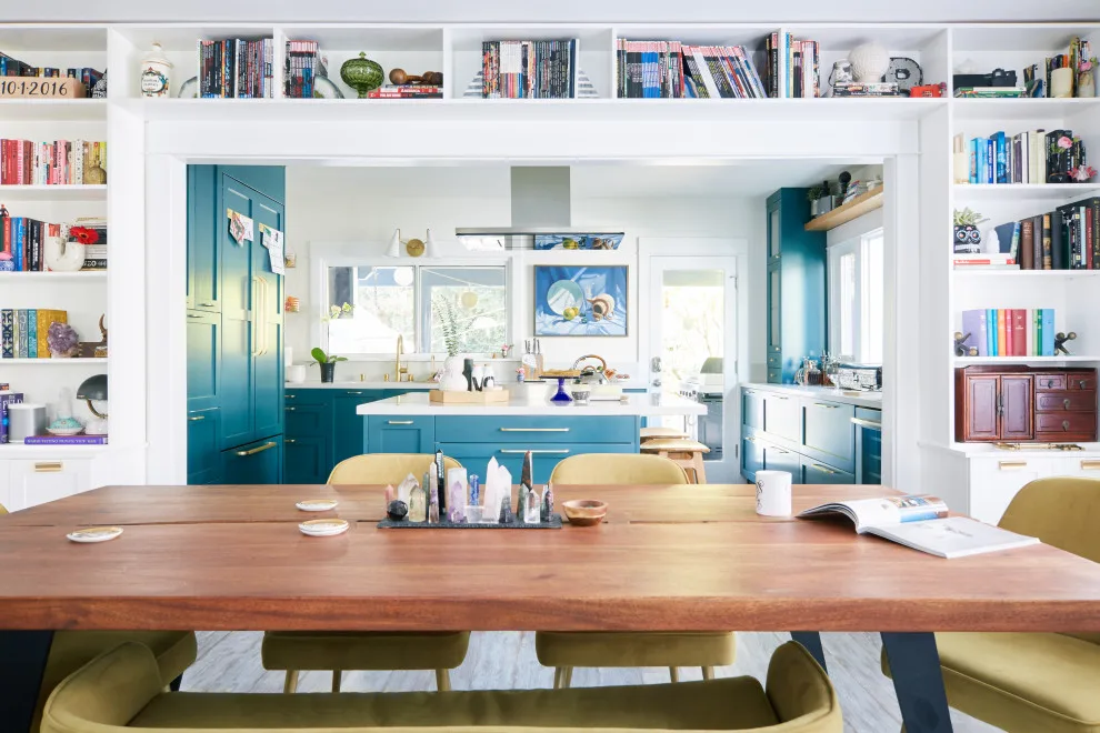 1920s Hollywood Bungalow Elegance by Studio Palomino - Photo 2
