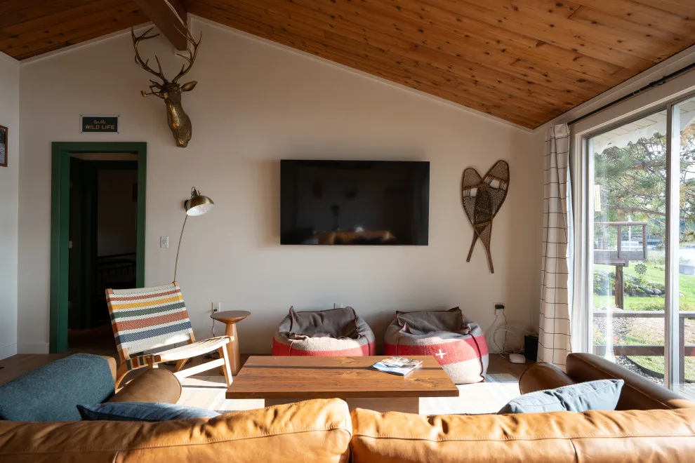 Pelican Camp by Katie Kottke Interiors - Photo 12