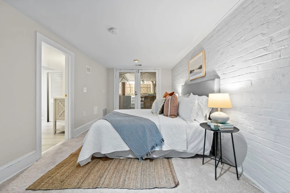 Capitol Hill Property Staging by Dust To Diamonds Designs - Photo 32