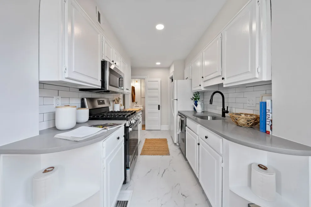 Capitol Hill Property Staging by Dust To Diamonds Designs - Photo 10