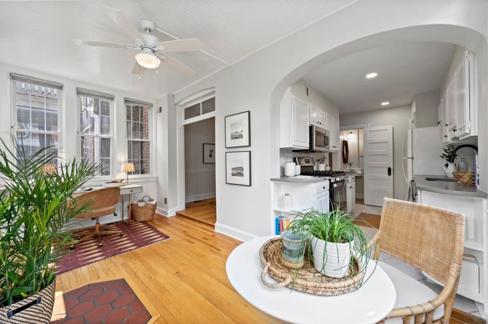 Capitol Hill Property Staging by Dust To Diamonds Designs - Photo 22