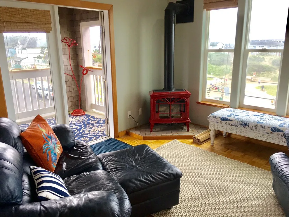 Nye Beach Captain's Quarters by Dream Homes Of Oregon - Photo 13