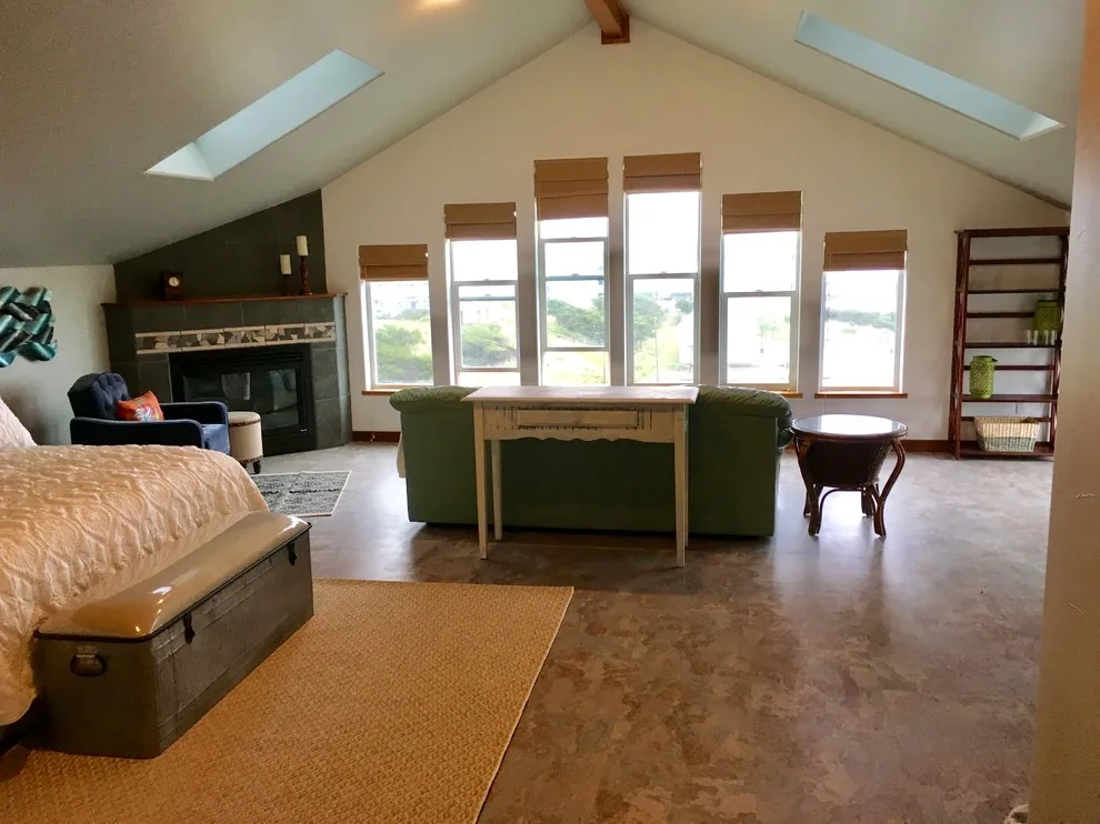 Nye Beach Captain's Quarters by Dream Homes Of Oregon - Photo 10