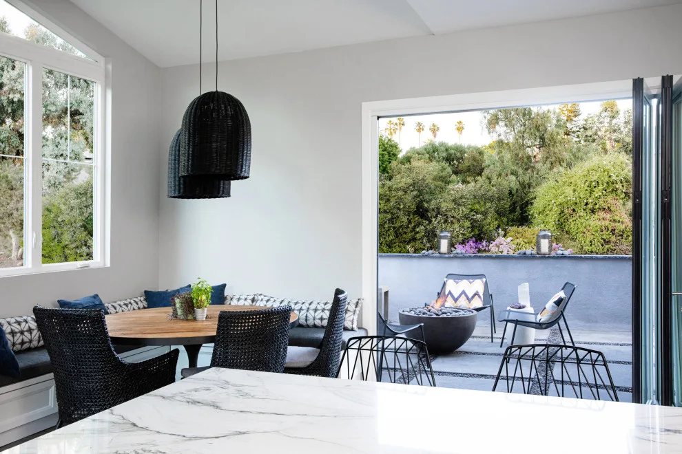 Cardiff Beachfront Holiday Home by GAIA Inspired Design & Consulting - Photo 3