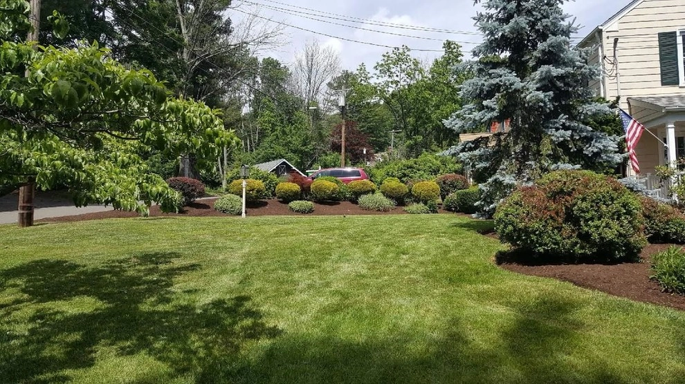 Middlebury Home by Martin's Landscaping, Inc. - Photo 3