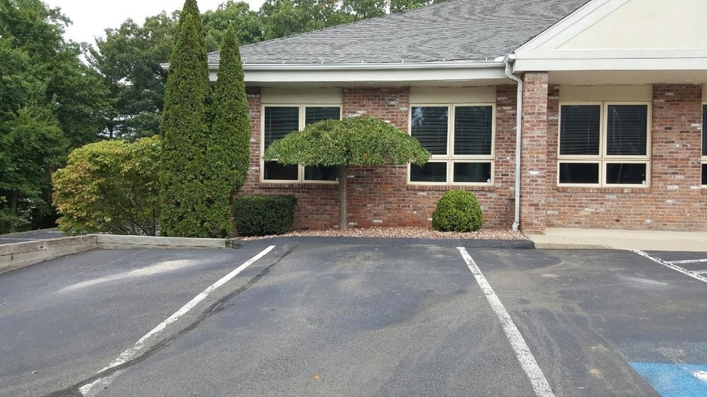 Doctor's Office Project by Martin's Landscaping, Inc. - Photo 4