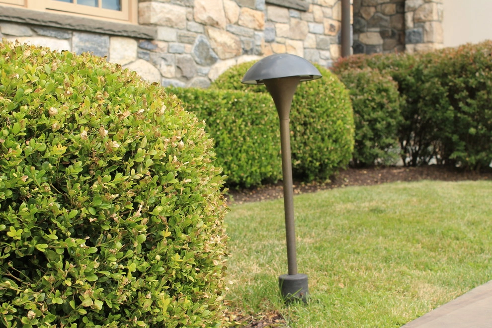 Traditional Landscape & Entrance by Martino Landscape Contractors Inc - Photo 7