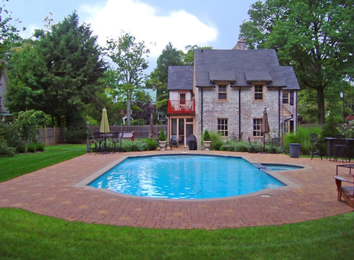 Plainfield, NJ by Martoccia Landscape Service Inc. - Photo 9