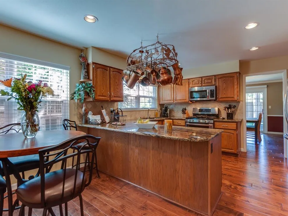 JB Interior Redecorating - Photo 6