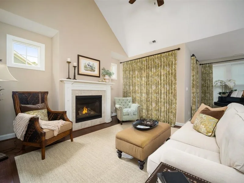Chesapeake Apartments by MJN & Associates Interiors - Photo 7