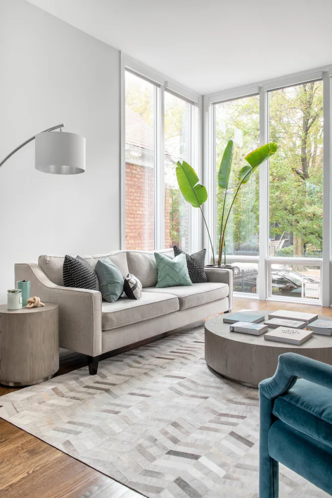 Chicago Detached House by Studio 790 Interior Design By Ann Lopez - Photo 6
