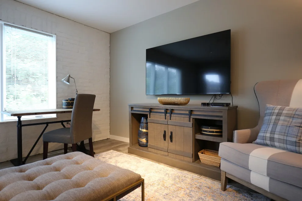 Complete Townhome Solution by Cynthia J. Hoffman Interior Design, Inc. - Photo 8