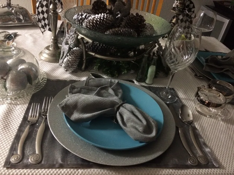 HOLIDAY SEASON 2017 by Divine Interiors - Photo 8