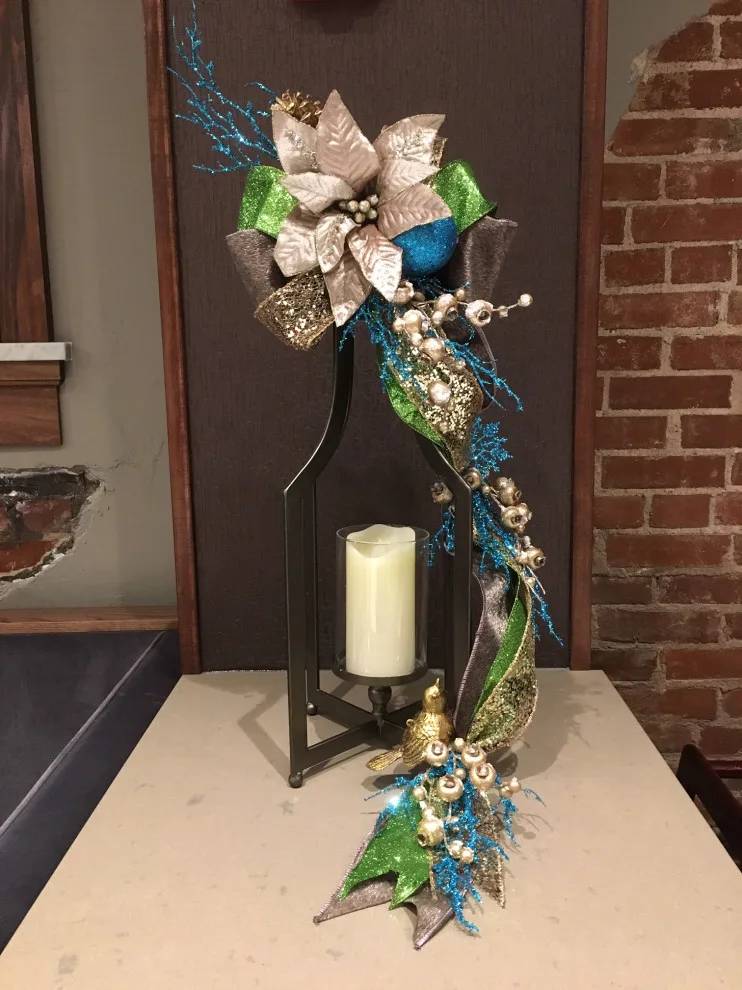 Holiday Decorations by Unique Ambiance LLC - Photo 8