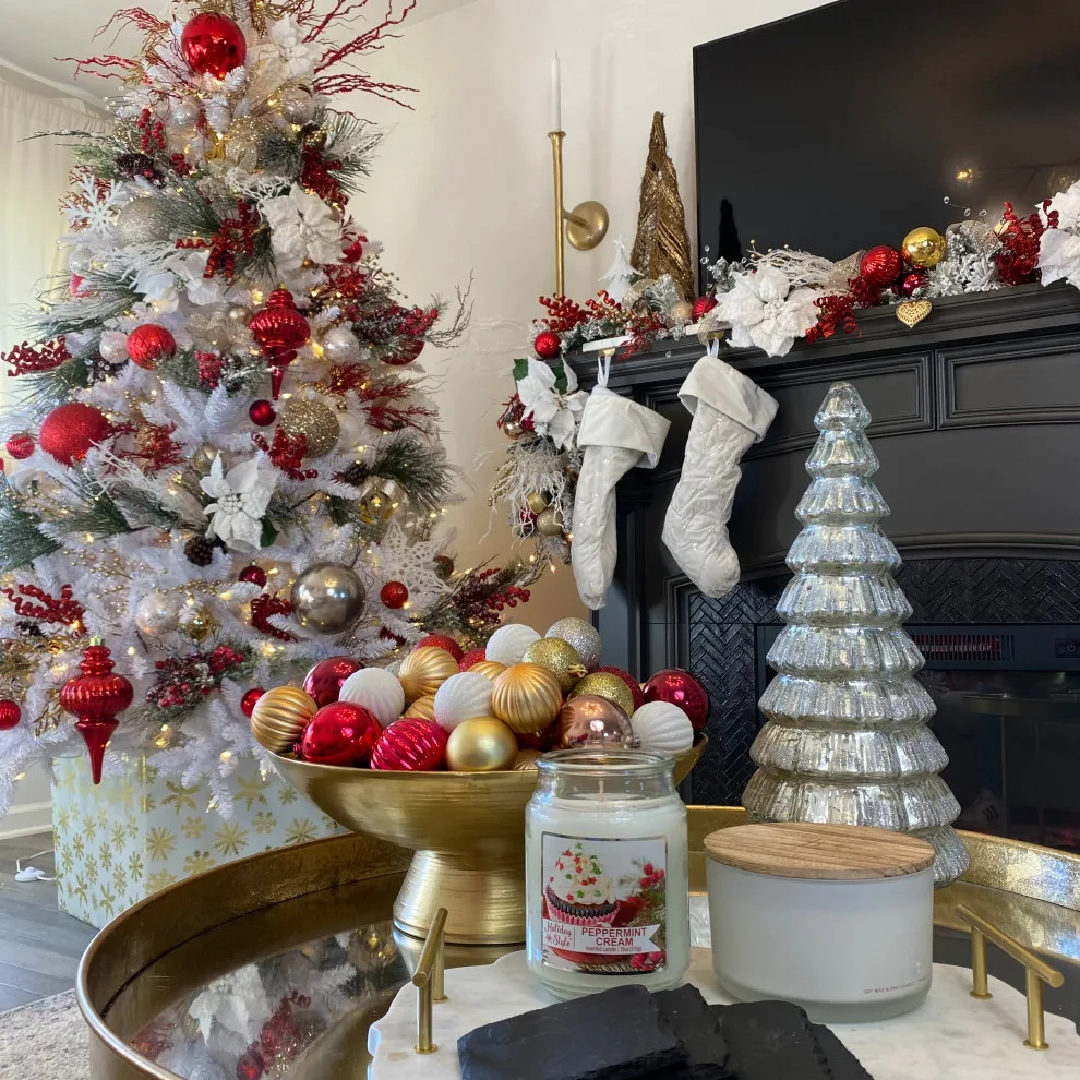 Holiday Decorating Services by Eve By Designs - Photo 11