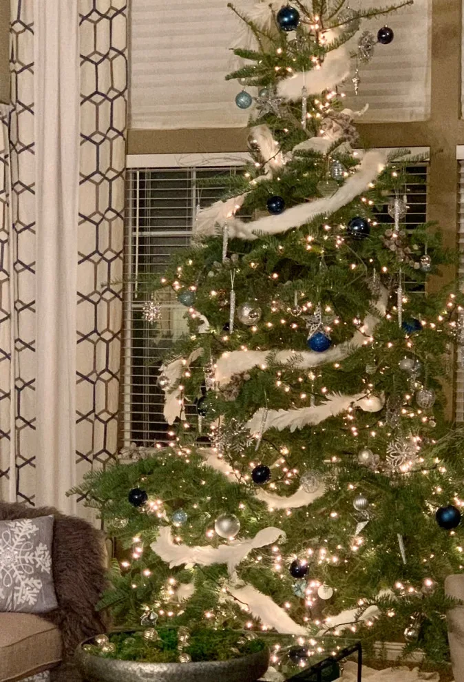 Festive Decoration for the Holidays by VanderHelm Interior Design - Photo 11