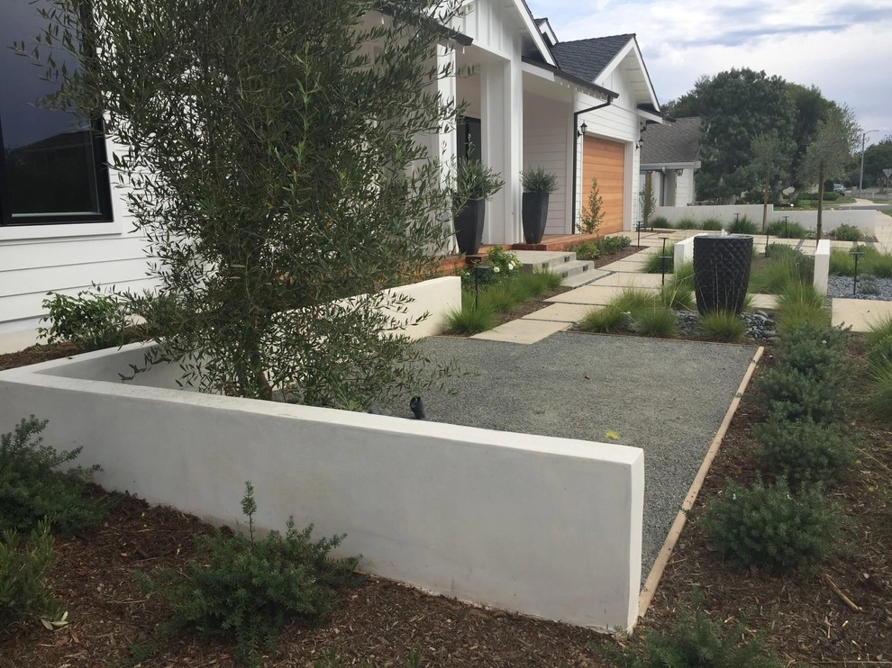 Elegant Estelle by Camille Beehler Landscape Design - Photo 30