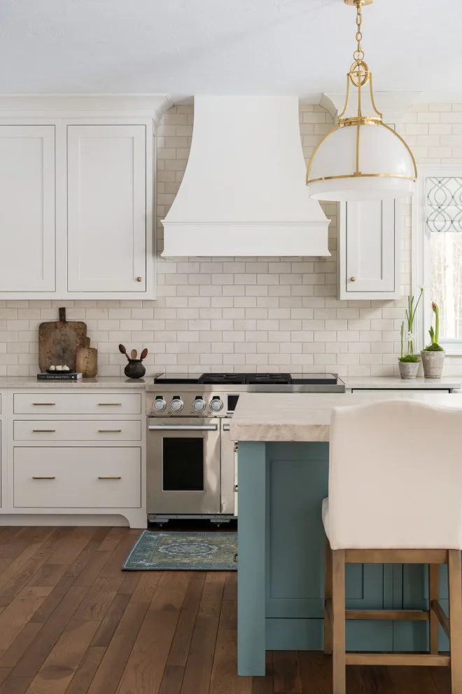 Timeless Kitchen by Catherine Marrano Interiors - Photo 14