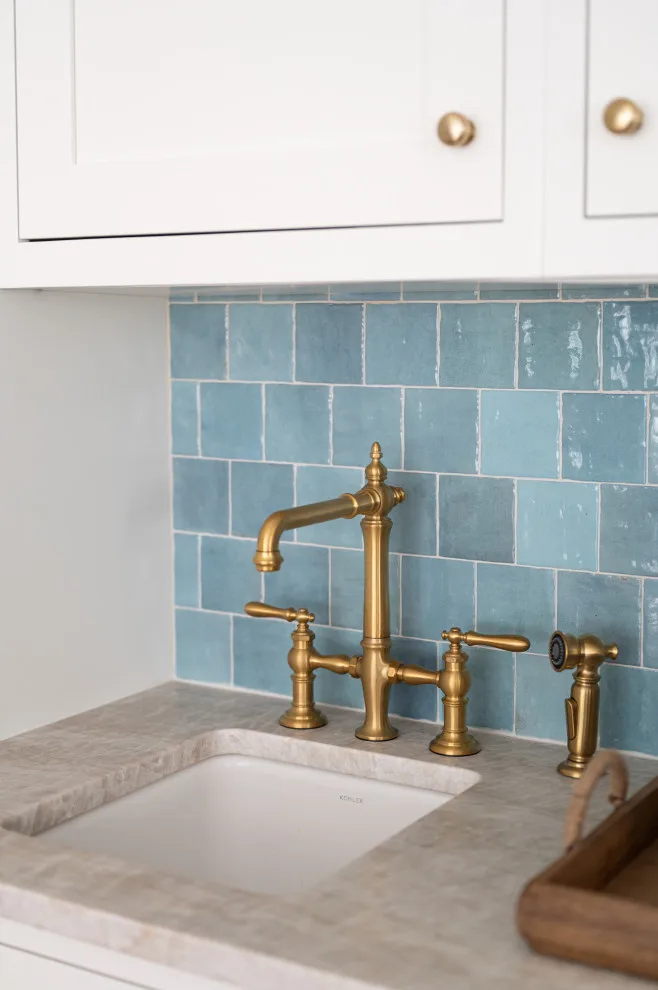 Timeless Kitchen by Catherine Marrano Interiors - Photo 17