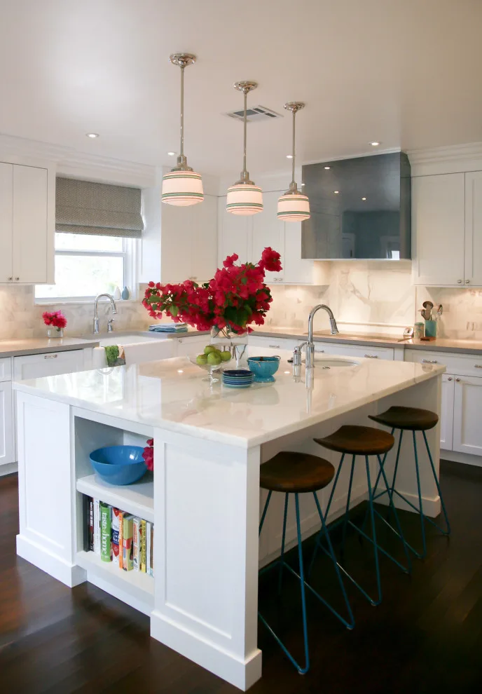 Sophisticated Modern Transitional Home by Errez Design Inc. - Photo 10