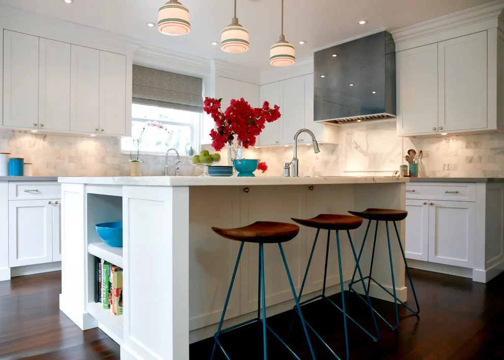 Sophisticated Modern Transitional Home by Errez Design Inc. - Photo 4