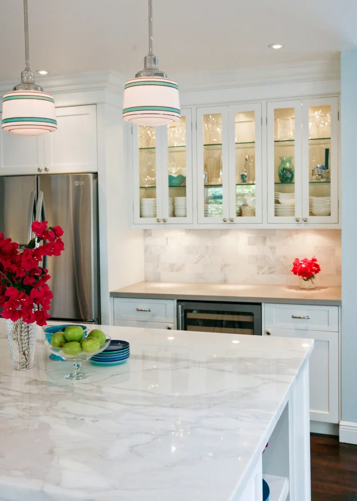 Sophisticated Modern Transitional Home by Errez Design Inc. - Photo 16