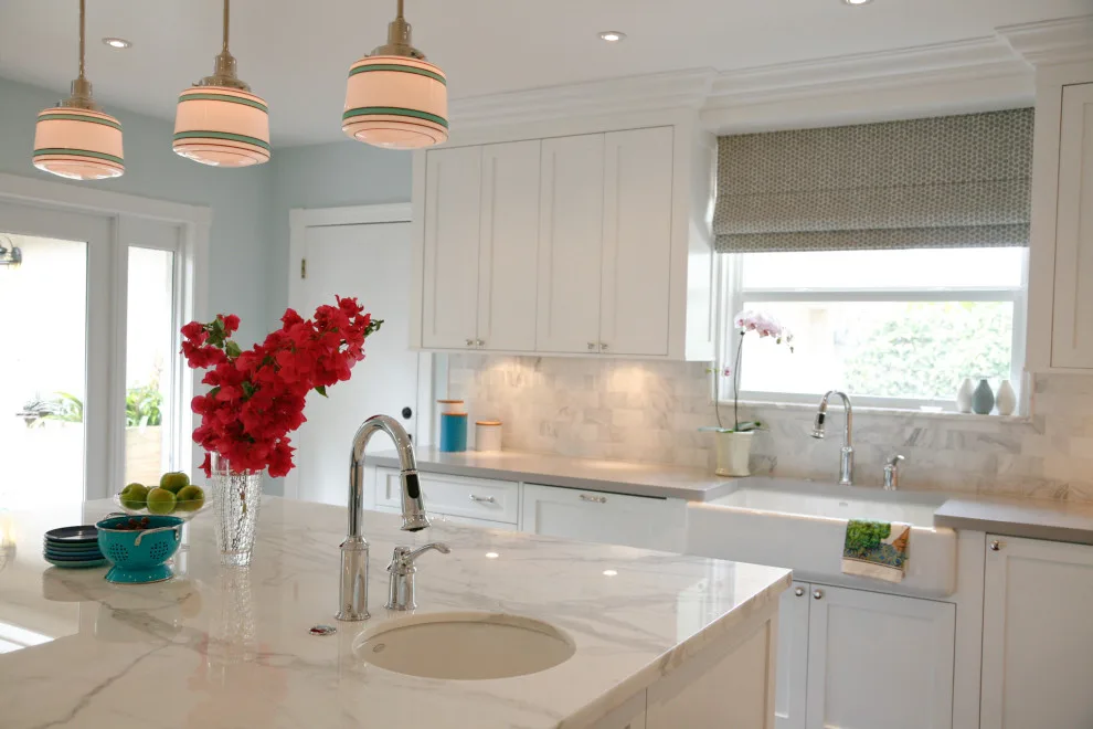 Sophisticated Modern Transitional Home by Errez Design Inc. - Photo 11