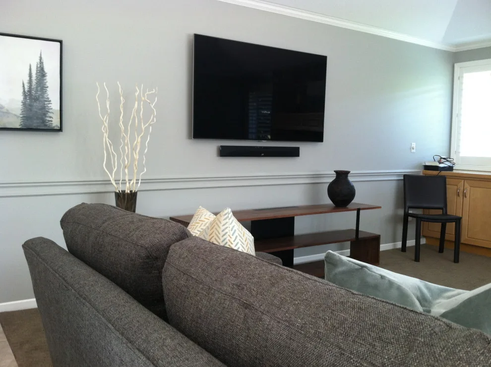 Minimalist and Clear by GMF Home Interiors Llc - Photo 3