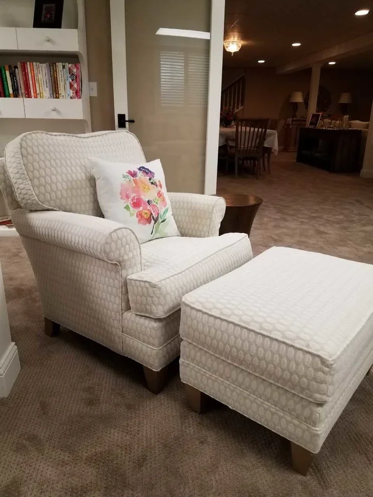 Susan Knox For Ethan Allen Peoria, IL - Photo 3