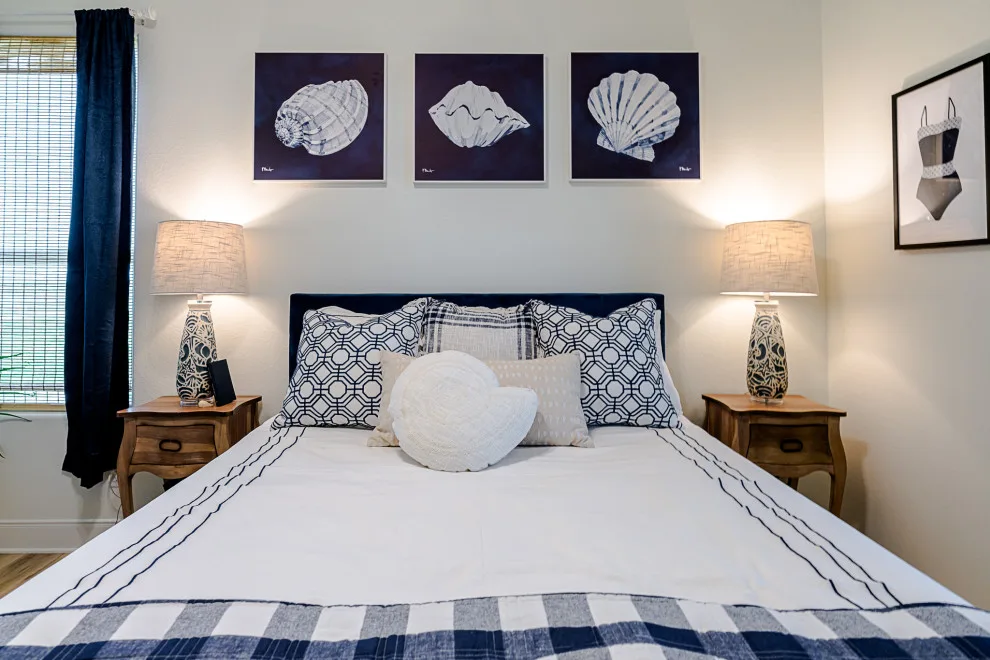 Oceanic Azure Sleeping Space by Plan-it Ink Style - Photo 5