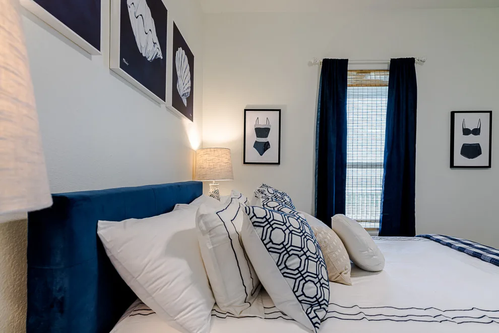 Oceanic Azure Sleeping Space by Plan-it Ink Style - Photo 10