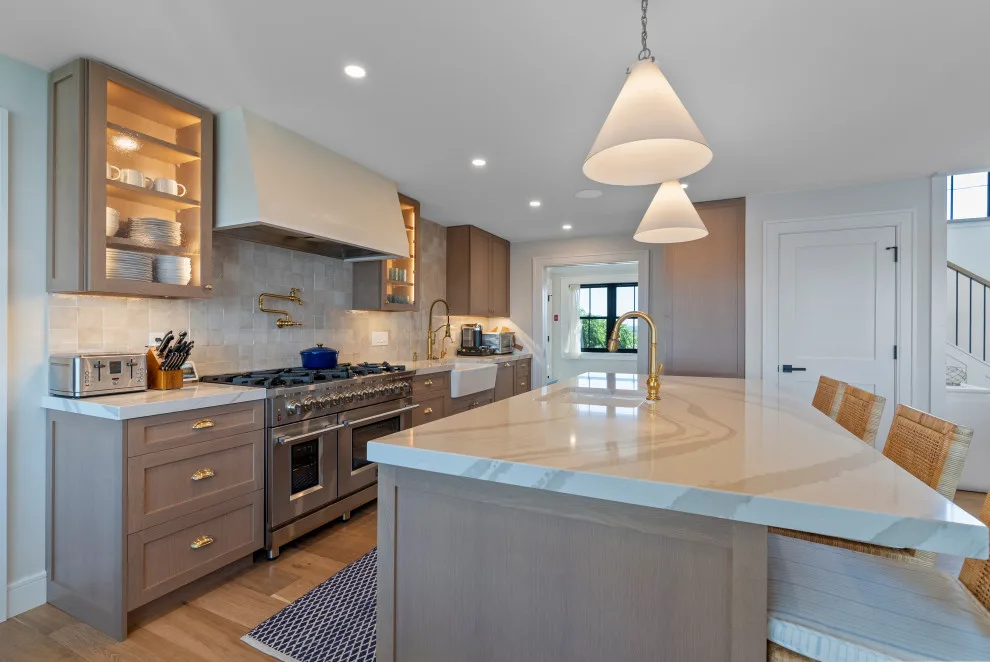 C. Burns Interior Design - Photo 2