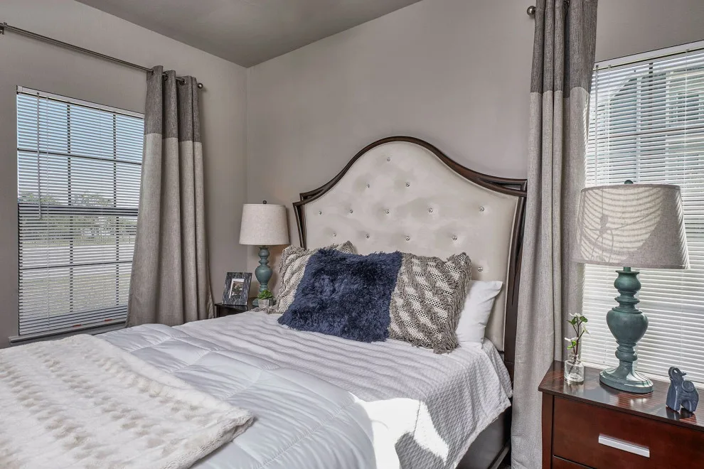 Seaside Living Room and Bedroom Decor by Jana Ward Interiors - Photo 6