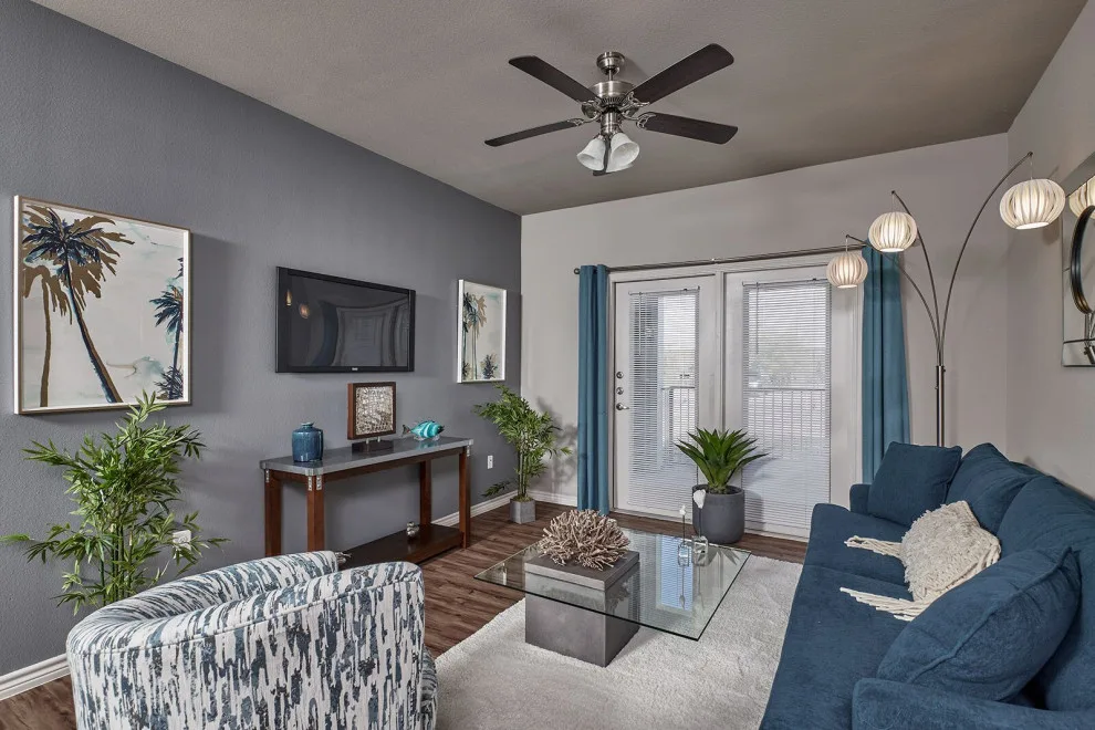 Seaside Living Room and Bedroom Decor by Jana Ward Interiors - Photo 9