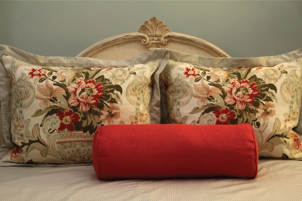 Urban Condo Collector by Barbara Dalton Interiors - Photo 5
