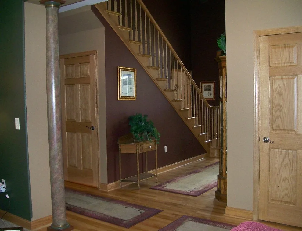 Room Interiors - Photo 3