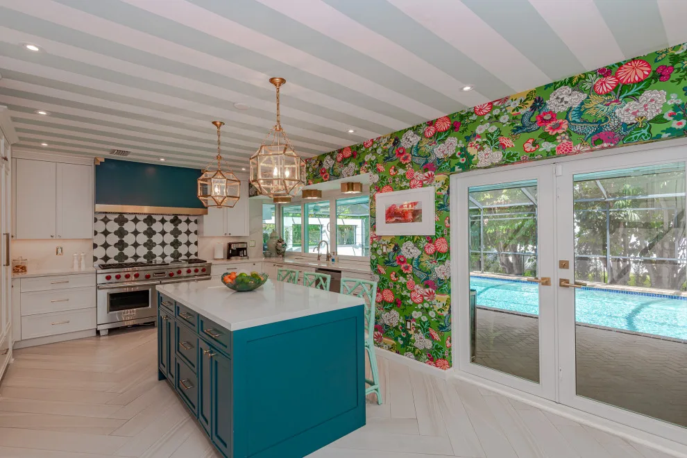 Vibrant Palm Beach Culinary Space by Errez Design Inc. - Photo 9