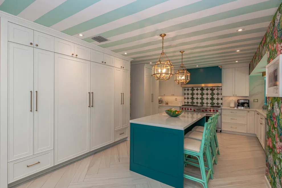 Vibrant Palm Beach Culinary Space by Errez Design Inc. - Photo 10