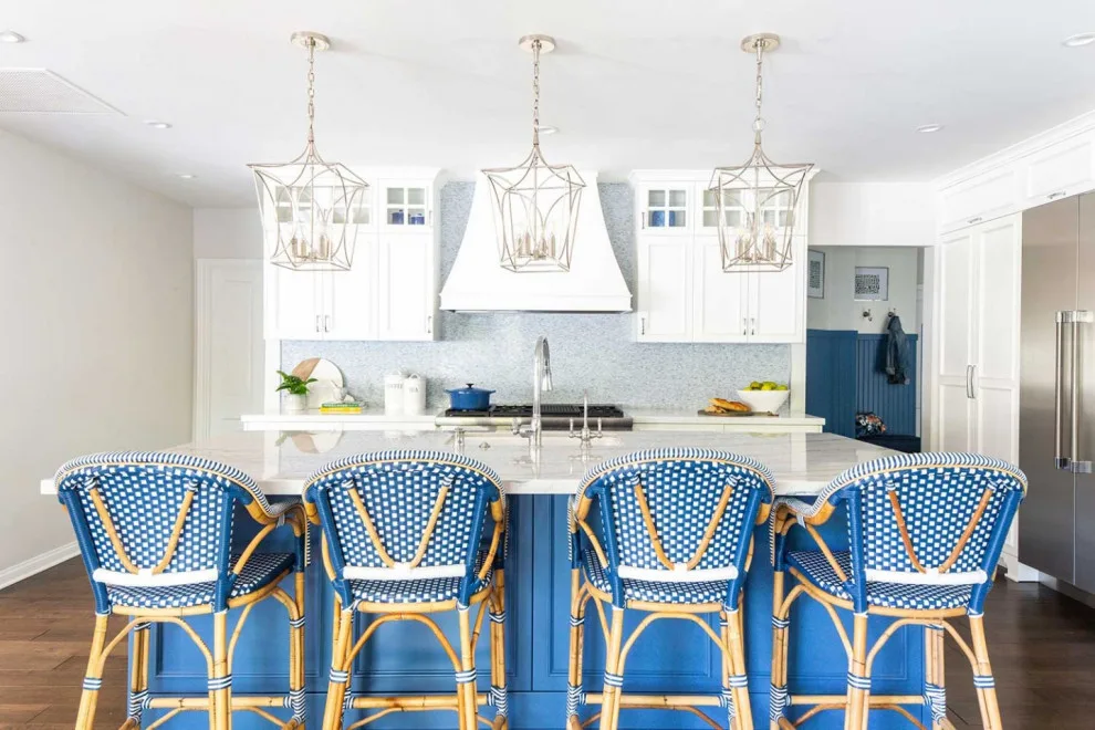 Vibrant Renovation by Amy Peltier Interior Design & Home - Photo 31