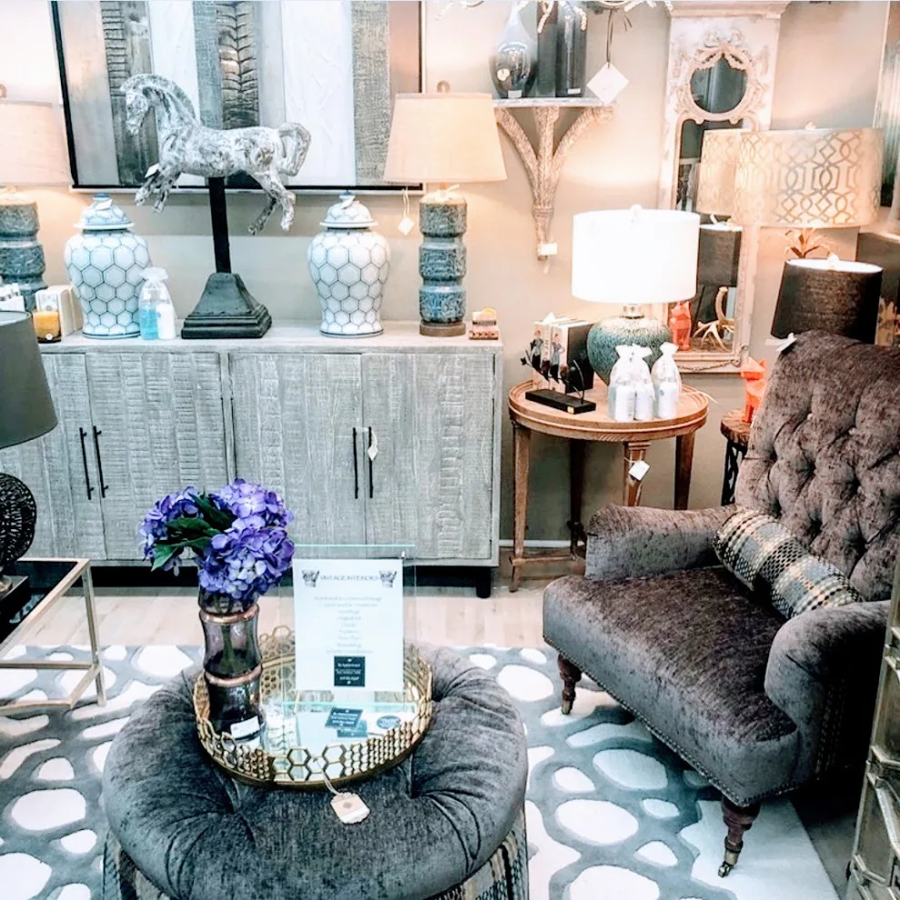 Exhibition Space by Melanie Leeds Design - Photo 48