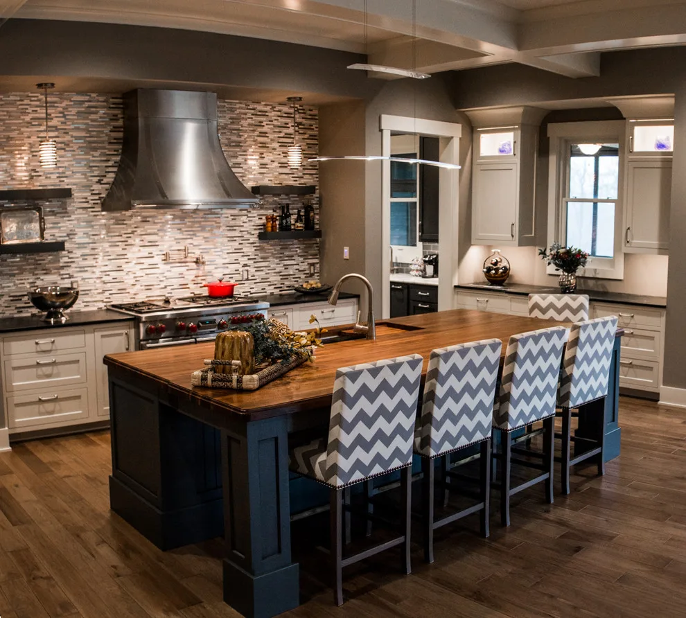 Modern Residence by Gallery Interiors And Rockford Kitchen Design - Photo 12