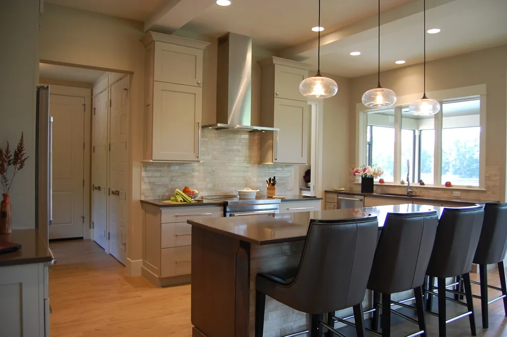 Modern Lakeside Residence by Gallery Interiors And Rockford Kitchen Design - Photo 25