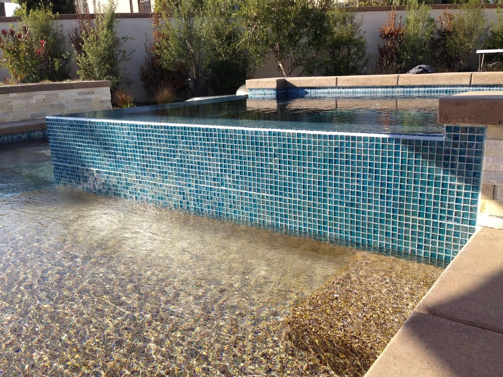 Huntington Beach Retreat by Camille Beehler Landscape Design - Photo 2