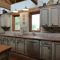 Martinez Interiors - Photo 11